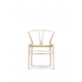 Silla Wishbone CH24, Carl Hansen, fresno lacado en negro