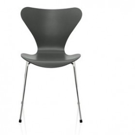 Fritz Hansen, 7 Series chair, lacquered / chrome legs