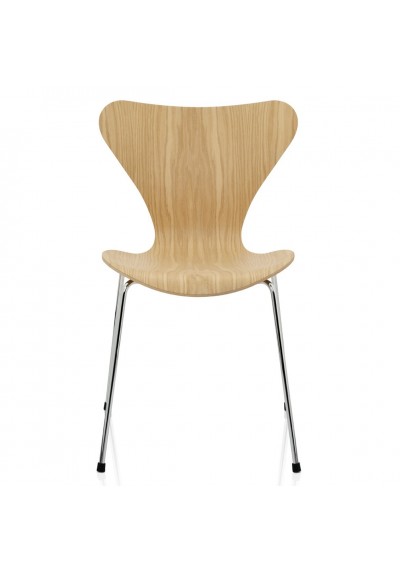 Series 7 chair, Fritz Hansen, natural veneer